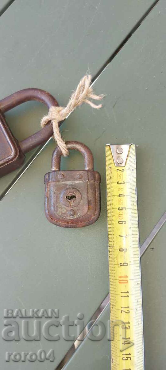 Auction  KEYLESS PADLOCKS