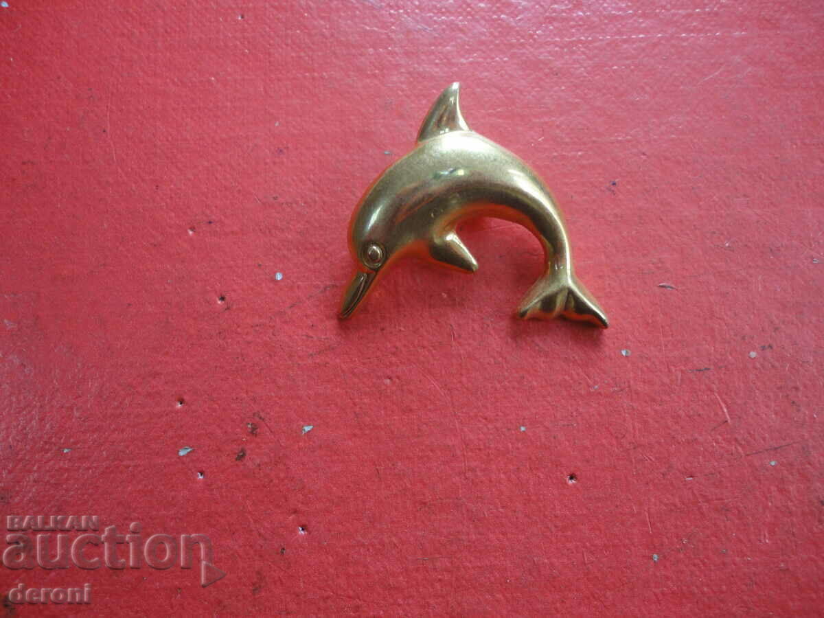 Amazing gold plated dolphin brooch - 5 Amazing gold plated dolphin brooch - 5