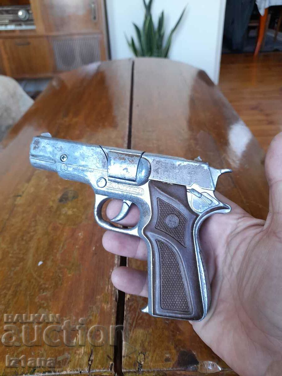 Old shotgun with price 43.00 BGN | € 21.99 Old shotgun with price 43.00 BGN | € 21.99