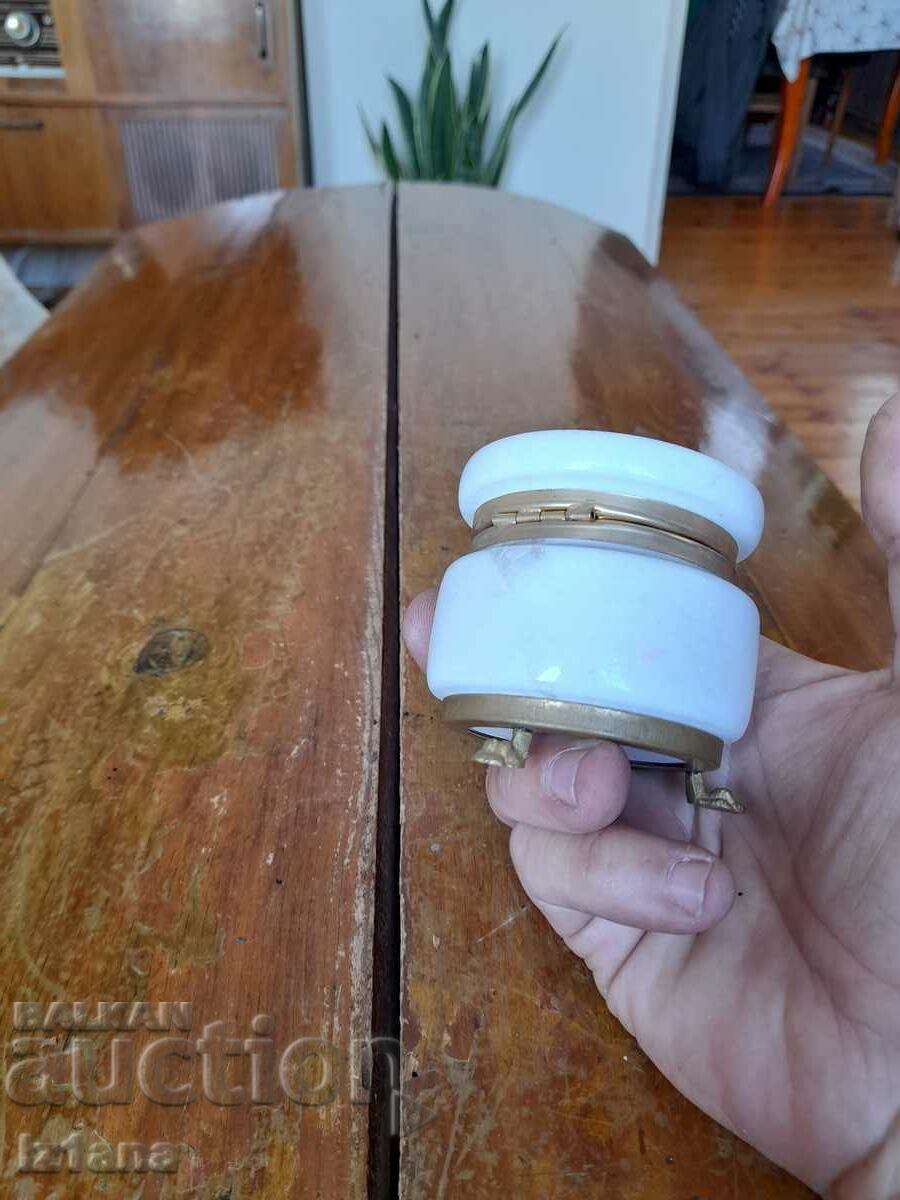 Παλιό μαρμάρινο κοσμηματοπωλείο - 5 Παλιό μαρμάρινο κοσμηματοπωλείο - 5