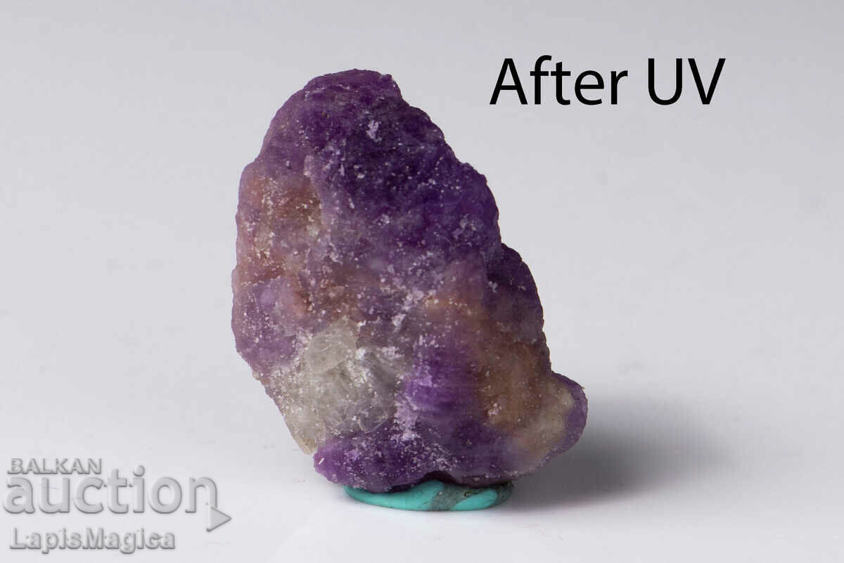 Auction Hackmanite (Tenebrescent Sodalite) 14.4g Fluorescent #1 Auction Hackmanite (Tenebrescent Sodalite) 14.4g Fluorescent #1