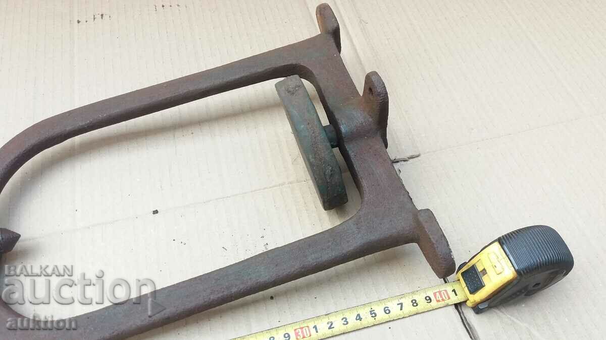 Delivery of old press for closing jars etc. royal time Delivery of old press for closing jars etc. royal time