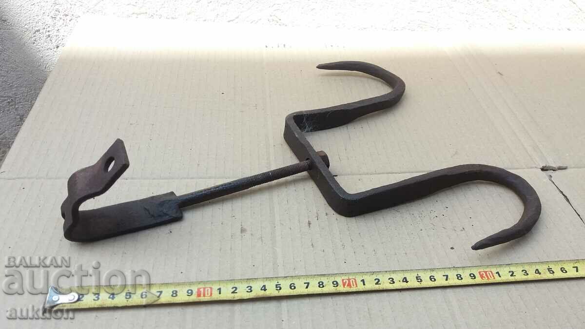 OLD SOLID HOOK, CHENGEL with price 11.99 BGN | € 6.13 OLD SOLID HOOK, CHENGEL with price 11.99 BGN | € 6.13