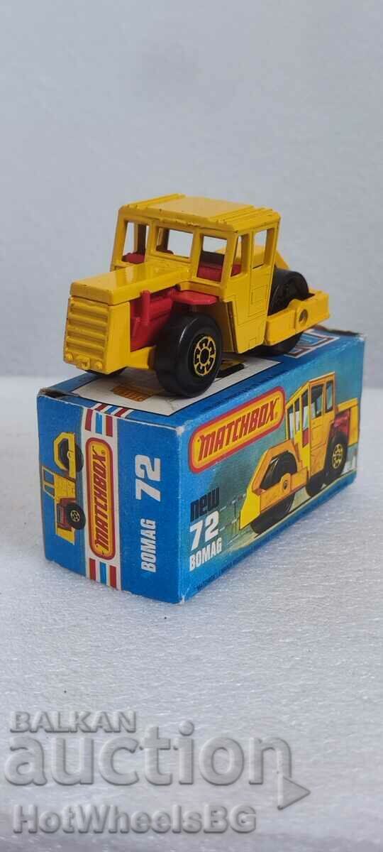 Livrarea MACHBOX LESNEY -No72C Bomag Road Roller 1979