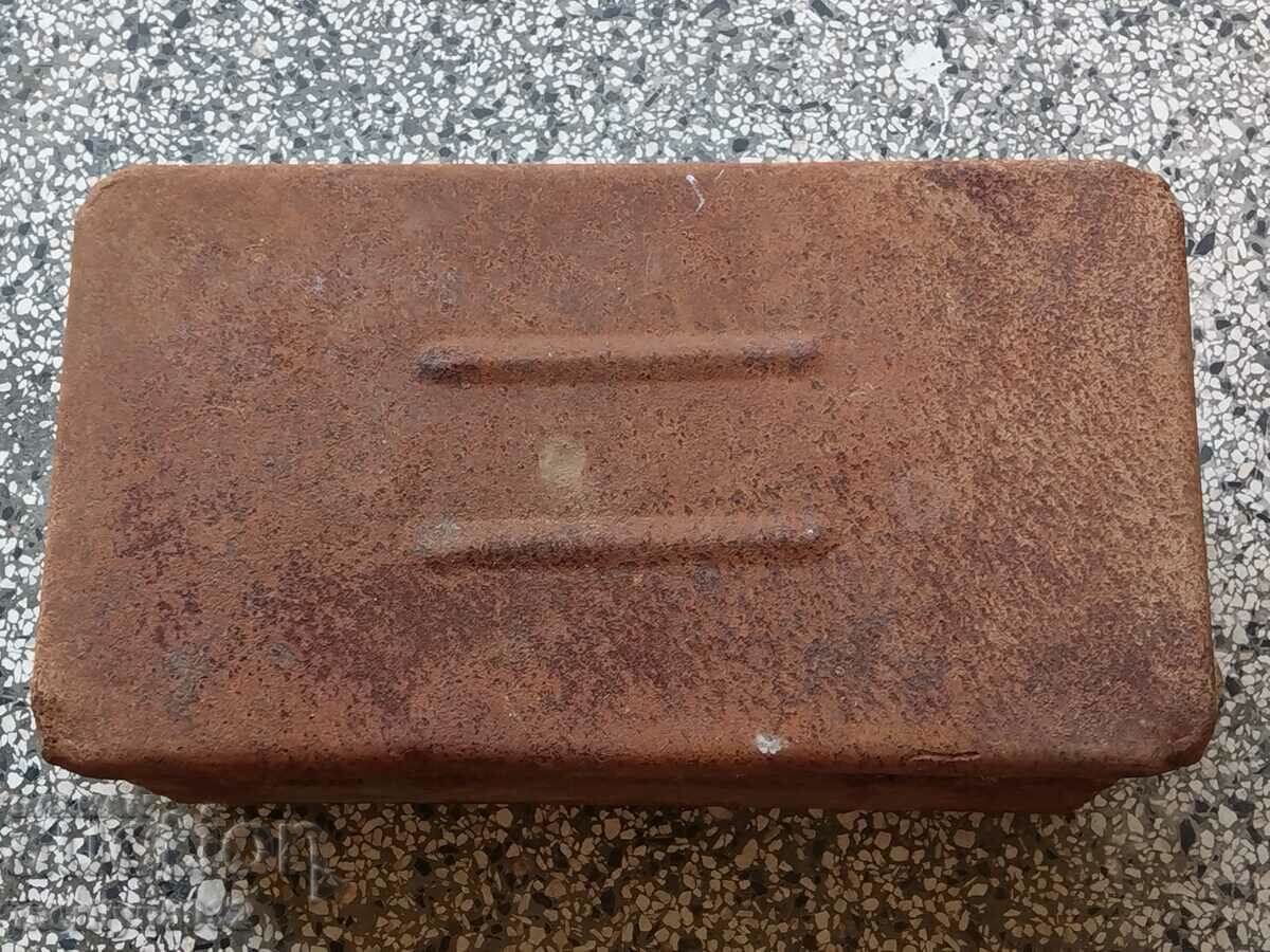 Delivery of Wehrmacht WWII German howitzer gun metal case