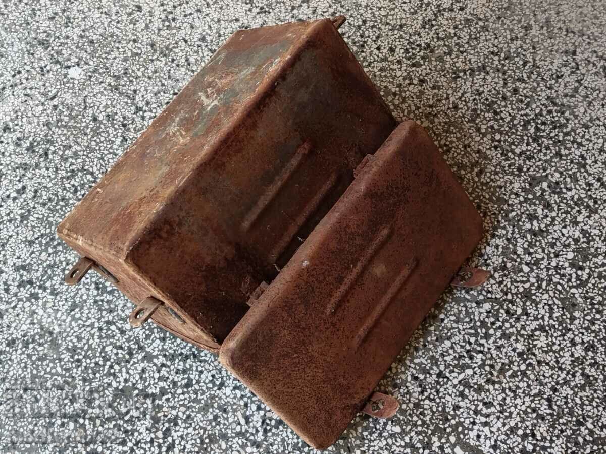 Wehrmacht WWII German howitzer gun metal case - 7