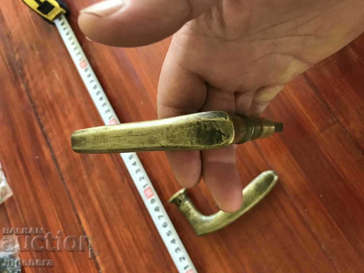 HANDLES SHIELD BRONZE BRASS ANTIQUE - 6 HANDLES SHIELD BRONZE BRASS ANTIQUE - 6