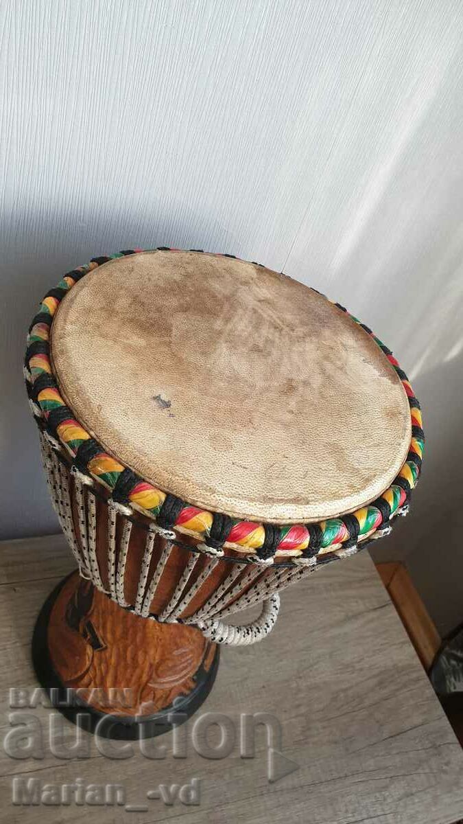 Auction Tarambuka/Djembe made of solid wood and natural leather Auction Tarambuka/Djembe made of solid wood and natural leather