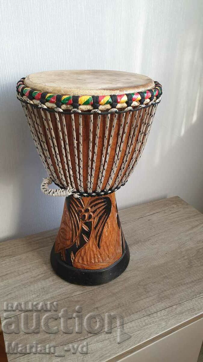Delivery of Tarambuka/Djembe made of solid wood and natural leather Delivery of Tarambuka/Djembe made of solid wood and natural leather