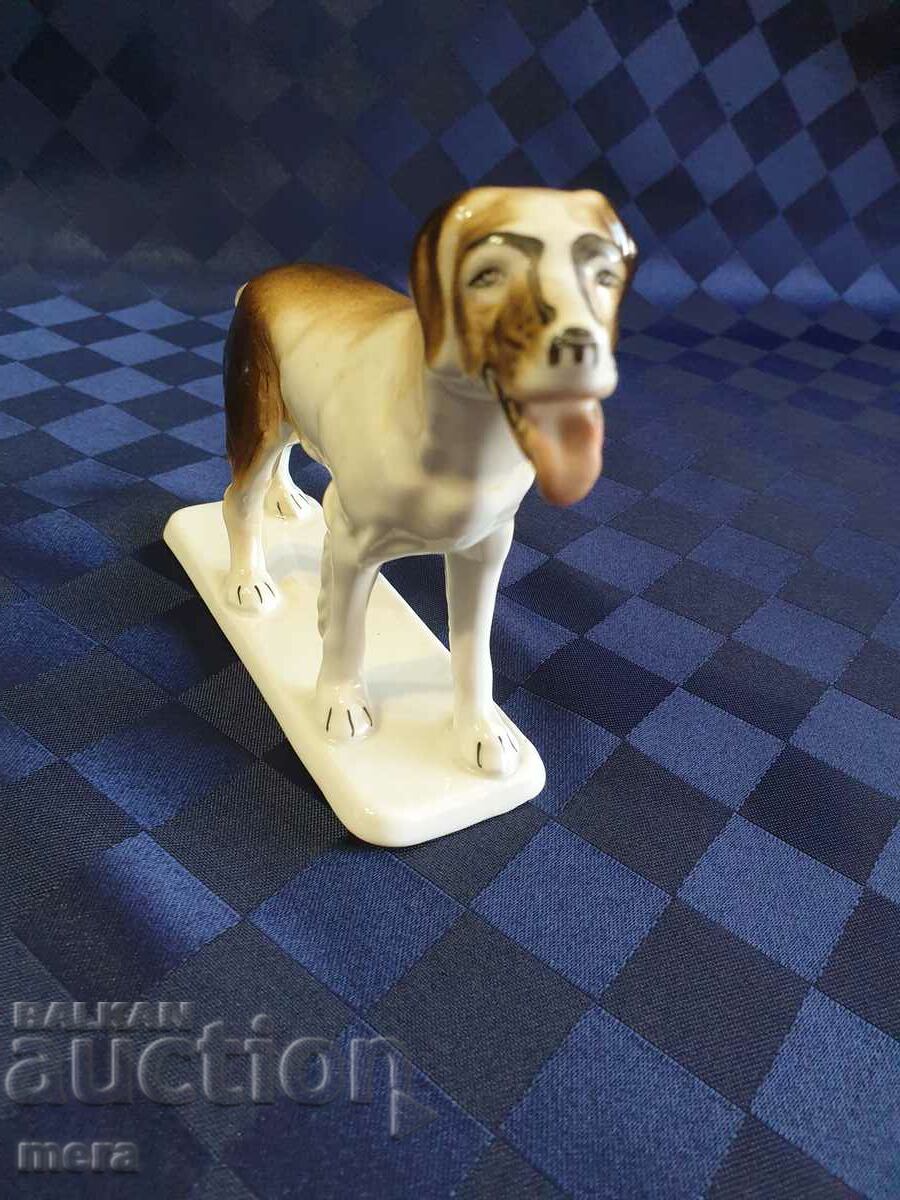 Λεπτή πορσελάνινη φιγούρα σκύλου με τιμή 60.00 BGN | € 30.68 Λεπτή πορσελάνινη φιγούρα σκύλου με τιμή 60.00 BGN | € 30.68