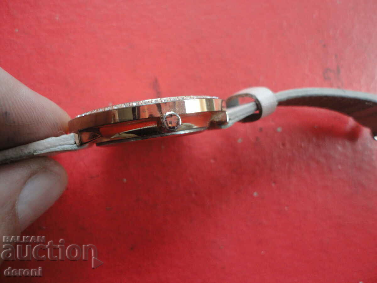 Auction Great watch with Auriol crystals Auction Great watch with Auriol crystals