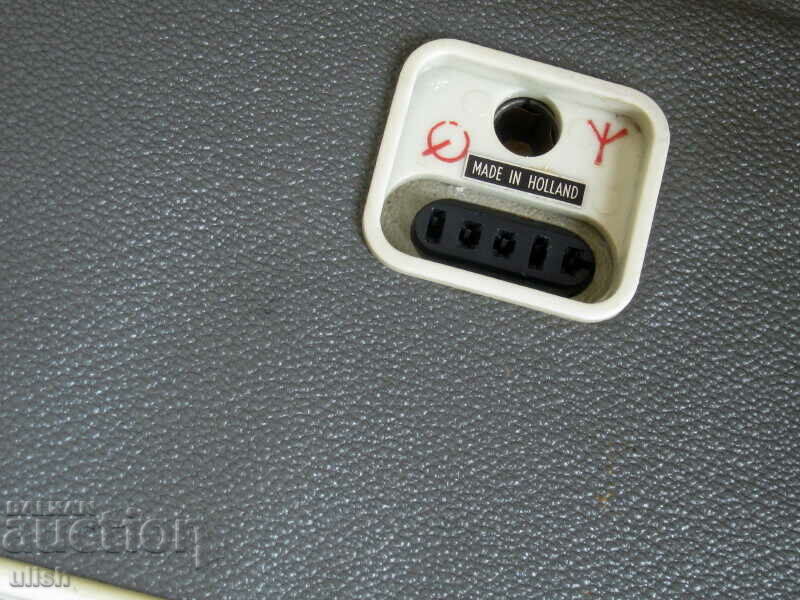 Auction Philips All Transistor L4X00T Henriette 400 Transistor Radio Auction Philips All Transistor L4X00T Henriette 400 Transistor Radio