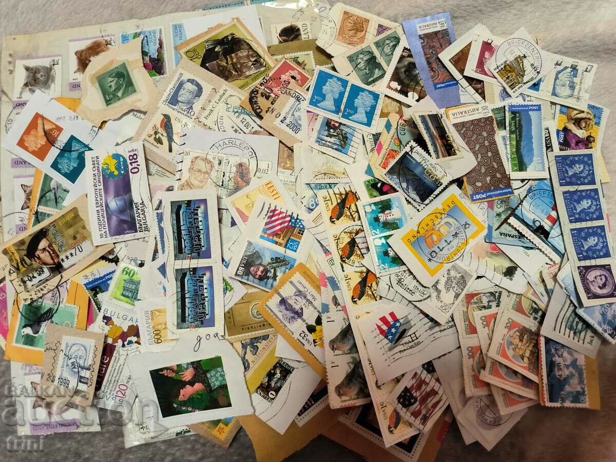 320 de bucăți de timbre de servietă țări străine