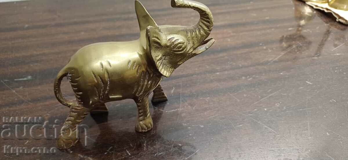 Bronze elephant! plastic figure