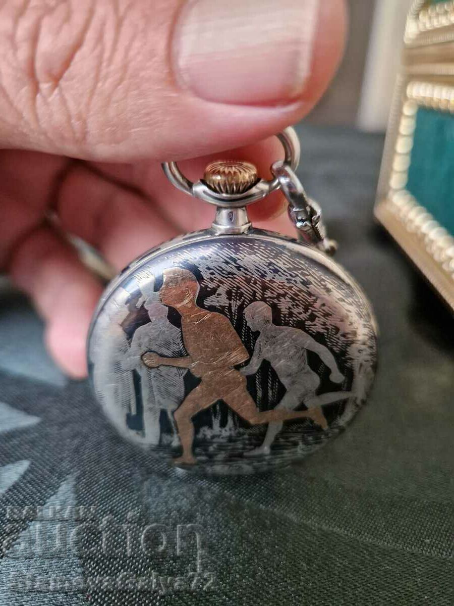 Παράδοση Ασημένιο ελβετικό ρολόι τσέπης Longines