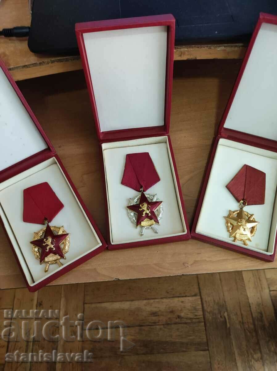 Комплект ордени "За Храброст" 1-ва, 2-ра и 3-та степен
