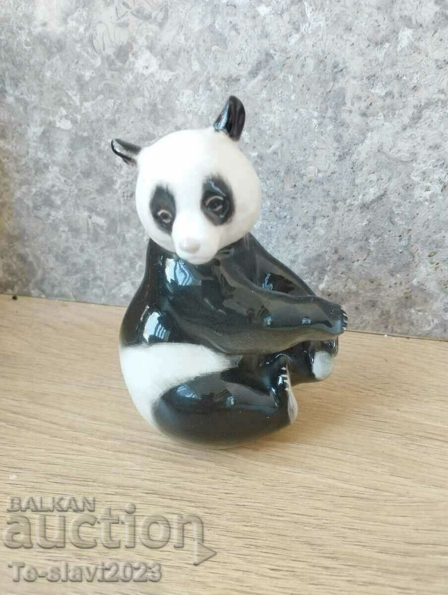 Veche figurină din porțelan rusesc din URSS Ursul panda