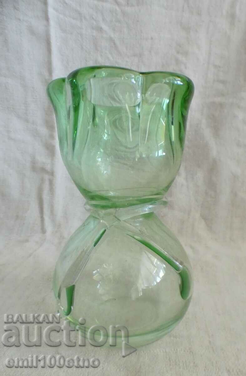 Vaza mica sticla verde pal lucrata manual