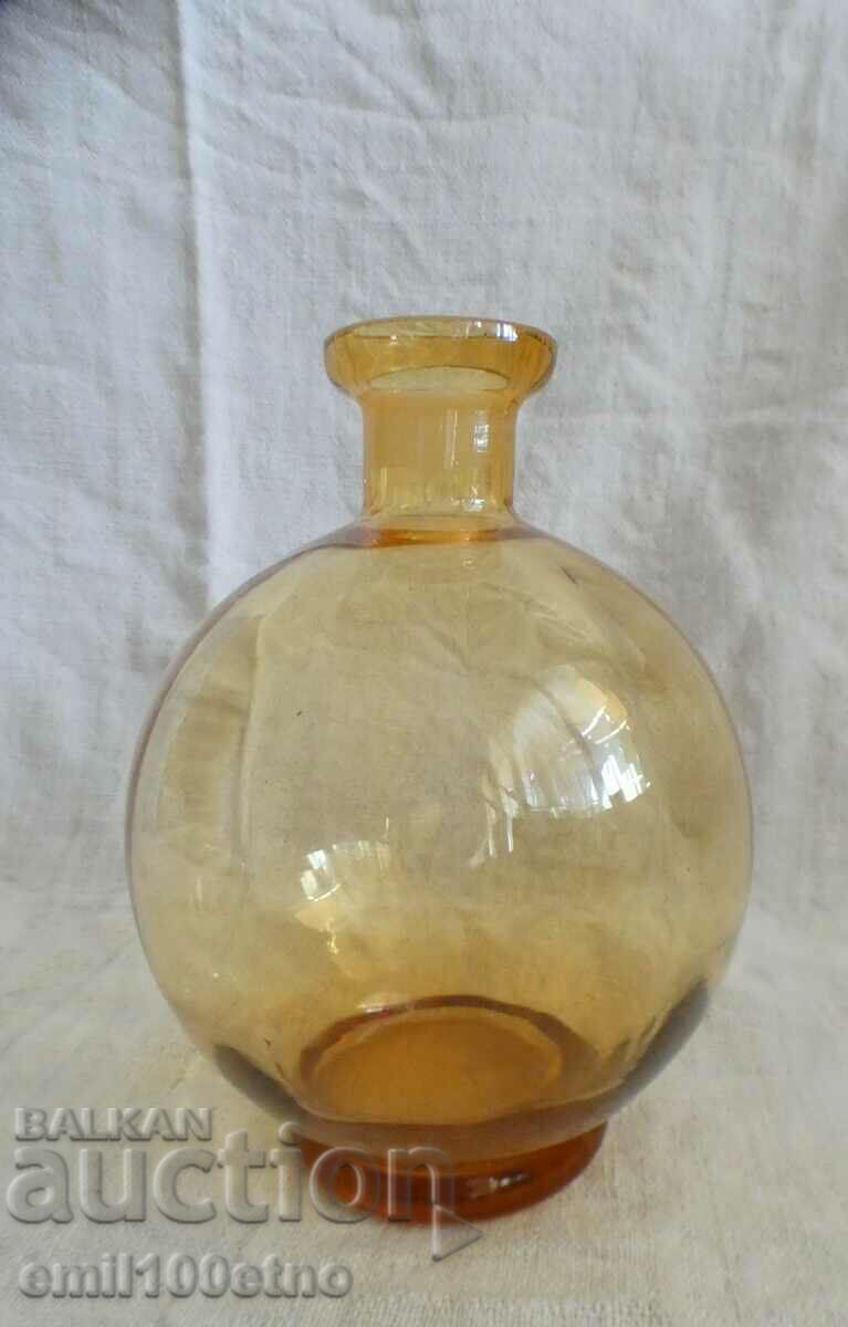 Sticla veche - carafa - pentru culoarea chihlimbarului lichior fara dop!