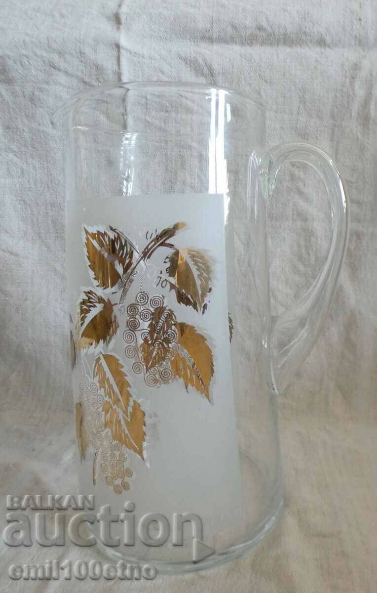 Wine jug with price 7.00 BGN | € 3.58 Wine jug with price 7.00 BGN | € 3.58