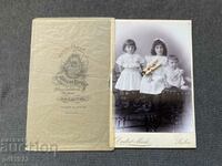 Стара снимка картон Доктор Марк Свищов 1890 деца бебе