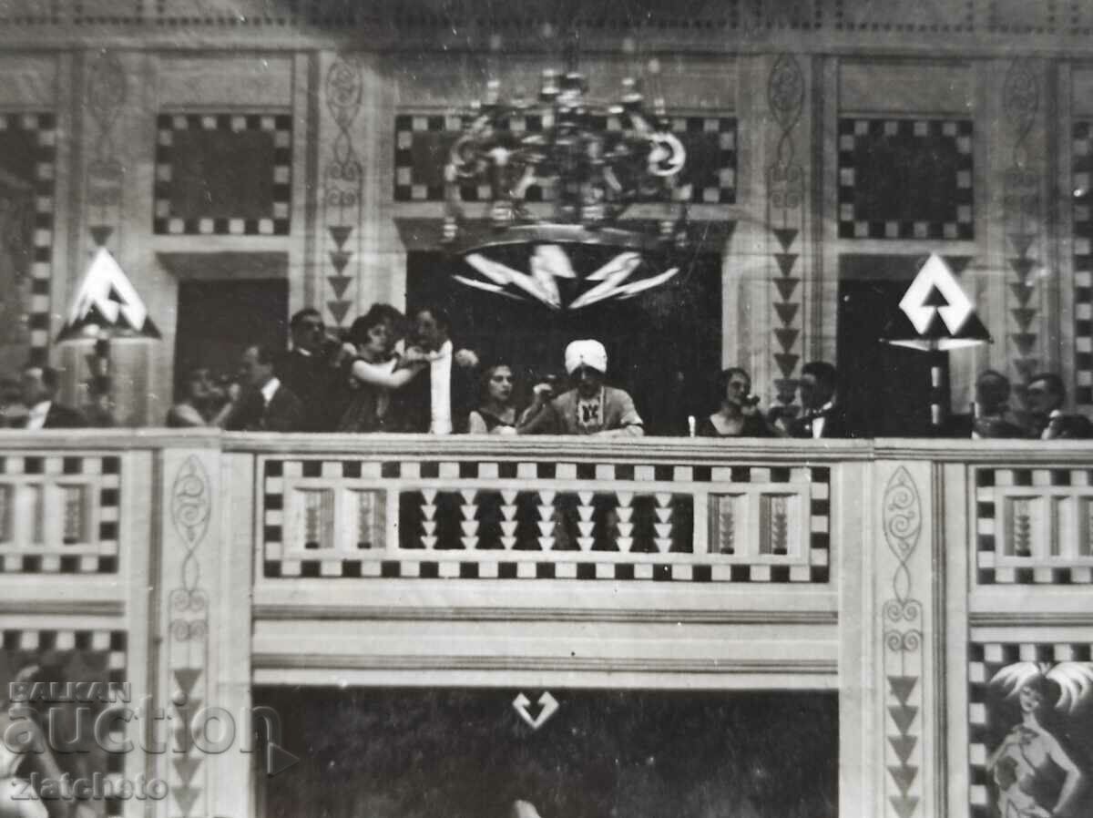 Old photo Kingdom of Bulgaria - Cabaret with price 12.00 BGN | € 6.14 Old photo Kingdom of Bulgaria - Cabaret with price 12.00 BGN | € 6.14