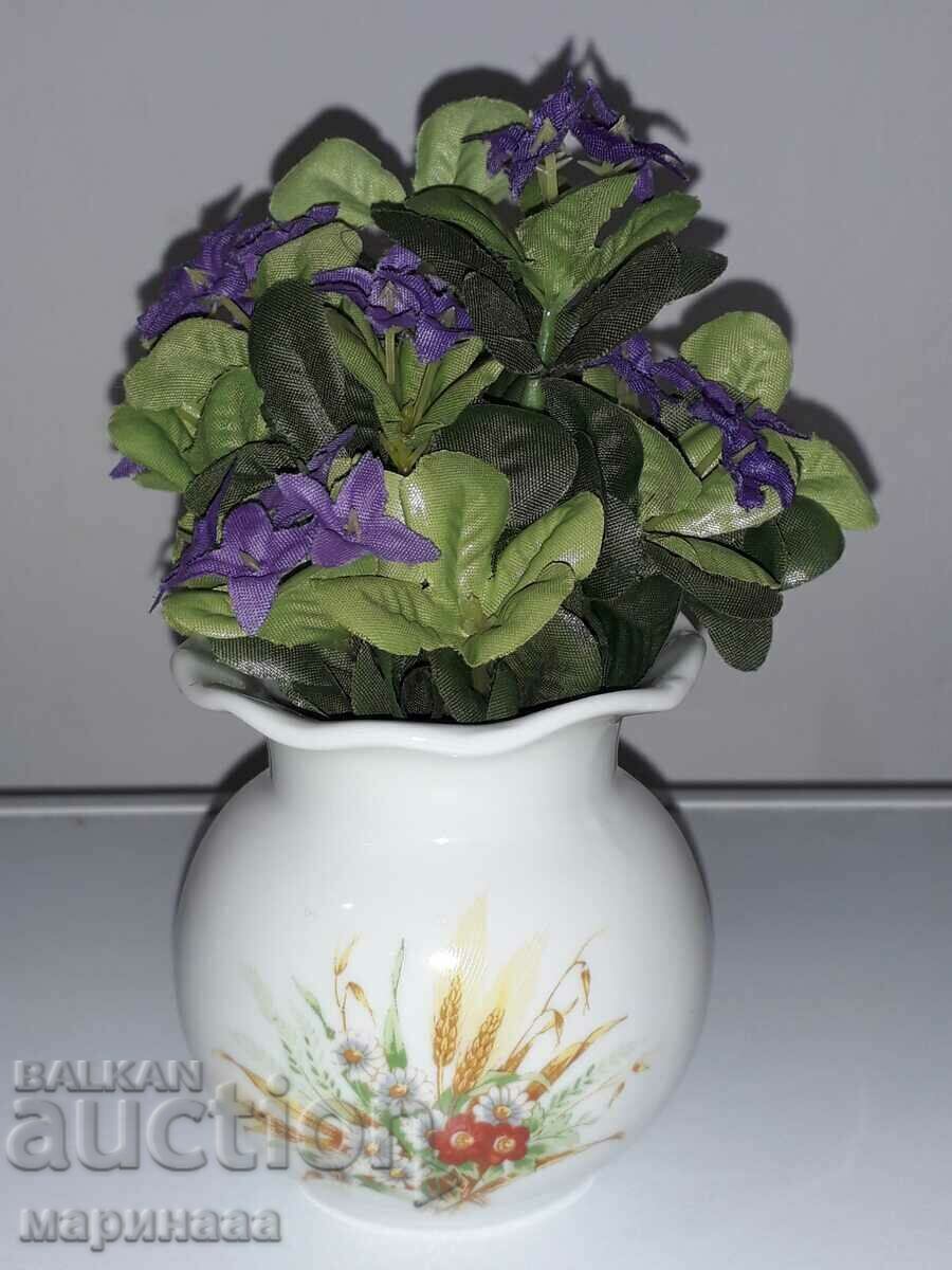 VAZICKA. PORŢELAN cu preț € 1.53 | 2.99 BGN