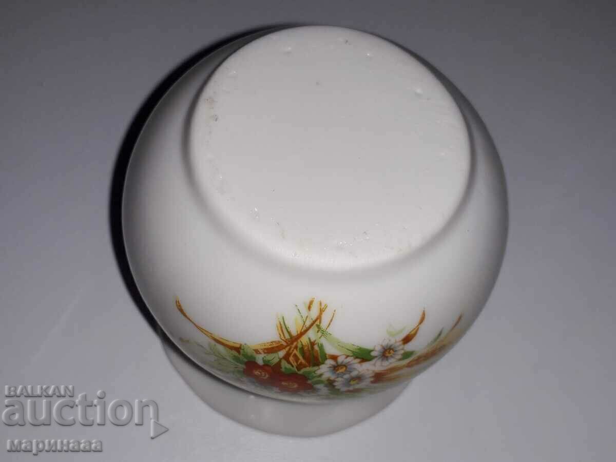 Delivery of VAZICKA. PORCELAIN Delivery of VAZICKA. PORCELAIN