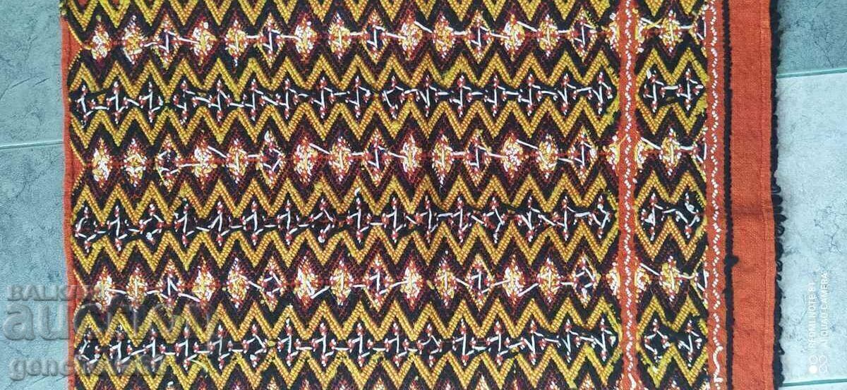 Licitație Sorț autentic Strandzha brodat