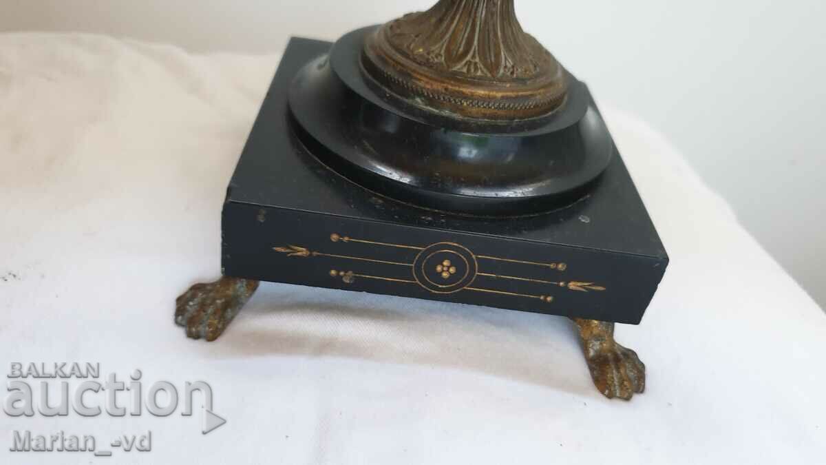 Delivery of Two bronze and onyx candlesticks Delivery of Two bronze and onyx candlesticks