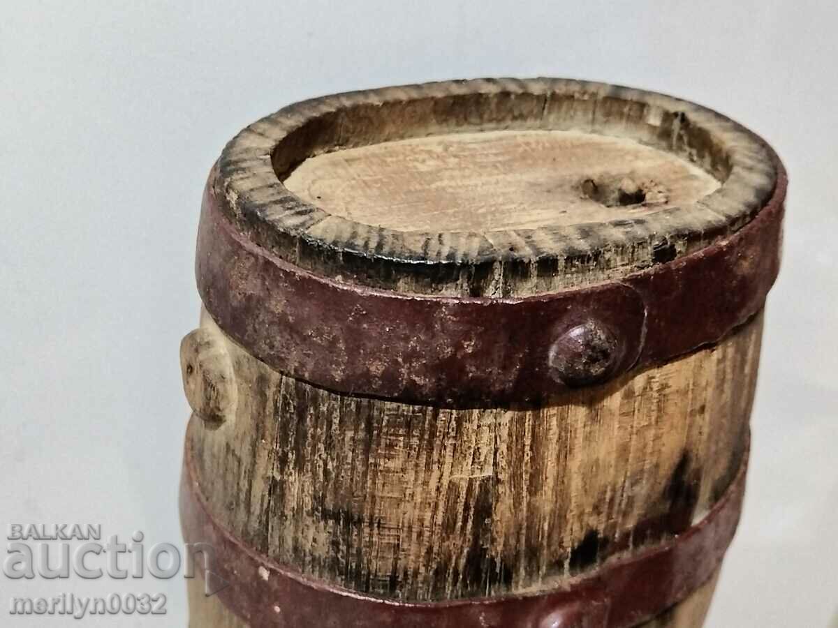 Antique wooden pavur burence buckel - 7 Antique wooden pavur burence buckel - 7