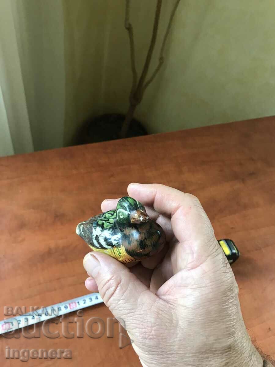 Delivery of FIGURE DUCK DUCK CERAMIC