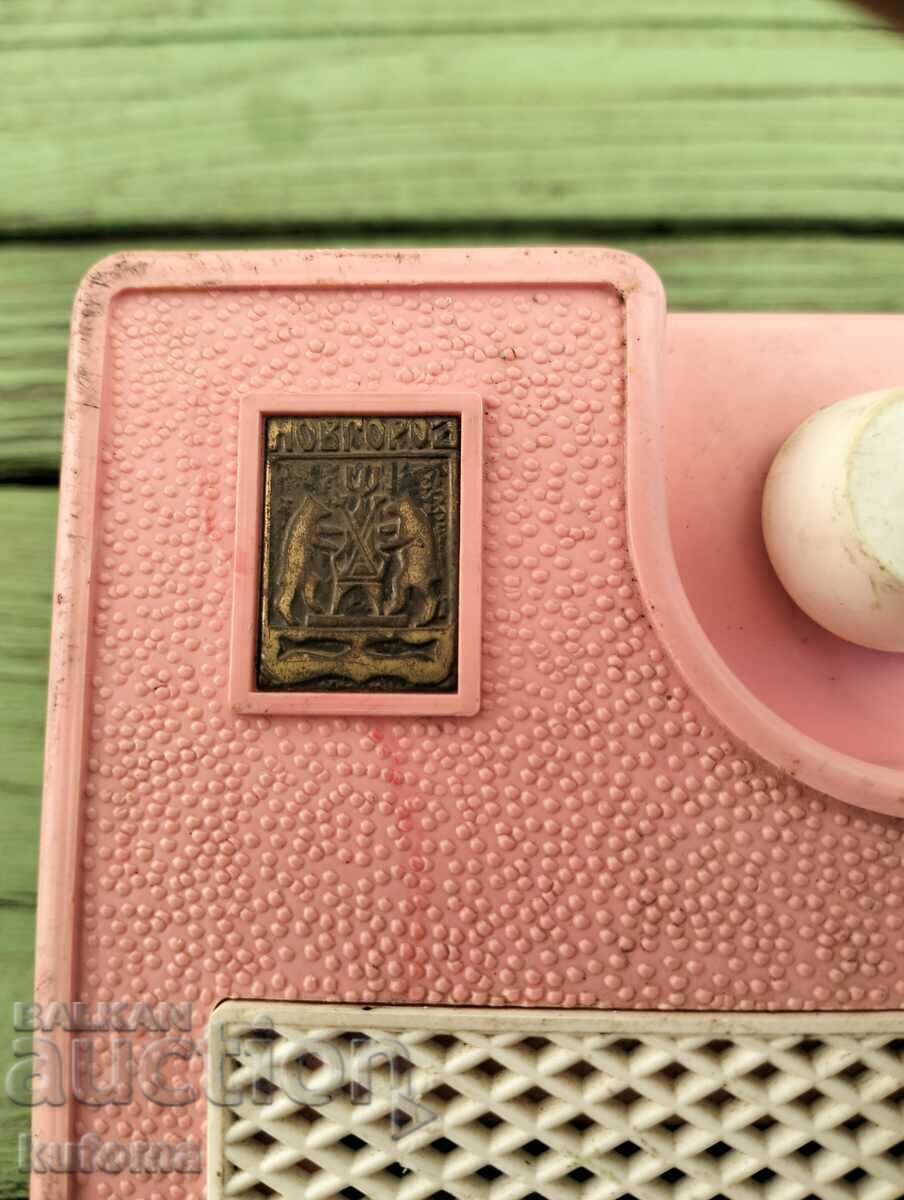 Старо радио от 1960 г с цена € 12.99 | 25.41 лв.