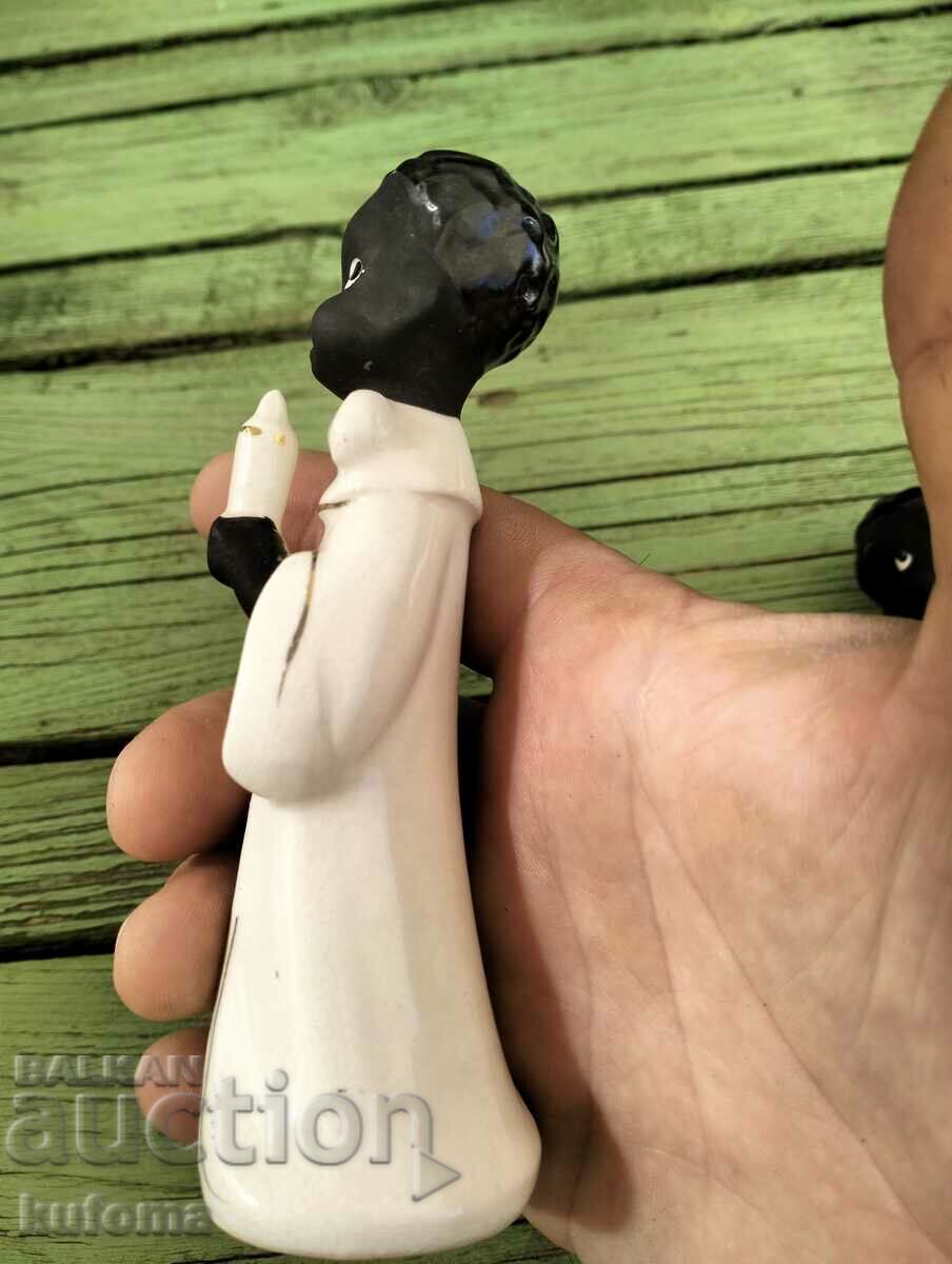 Porcelain figures - 5 Porcelain figures - 5