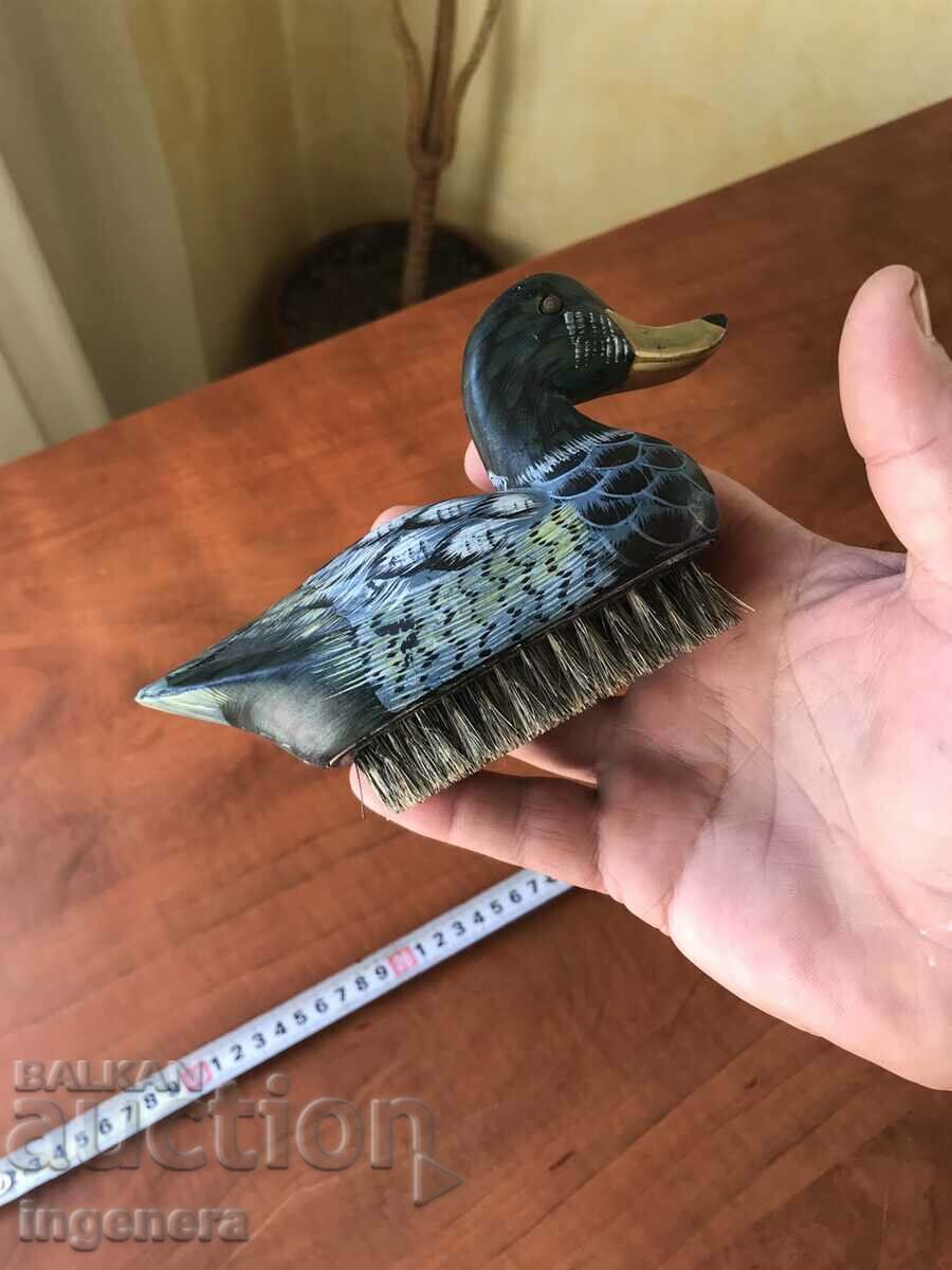 Licitație PERIE FIGURA LEMN DE RATĂ PĂR NATURAL Licitație PERIE FIGURA LEMN DE RATĂ PĂR NATURAL