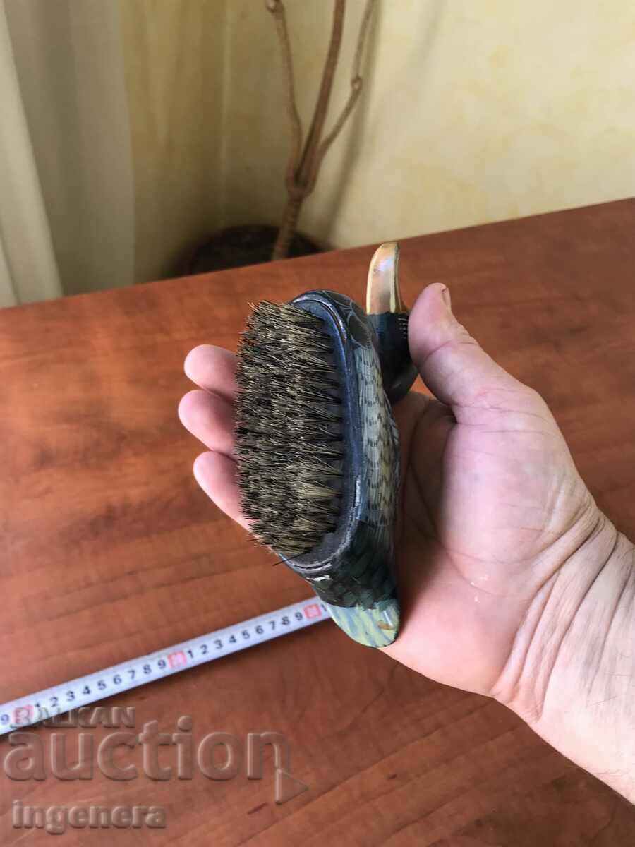 Livrarea PERIE FIGURA LEMN DE RATĂ PĂR NATURAL Livrarea PERIE FIGURA LEMN DE RATĂ PĂR NATURAL