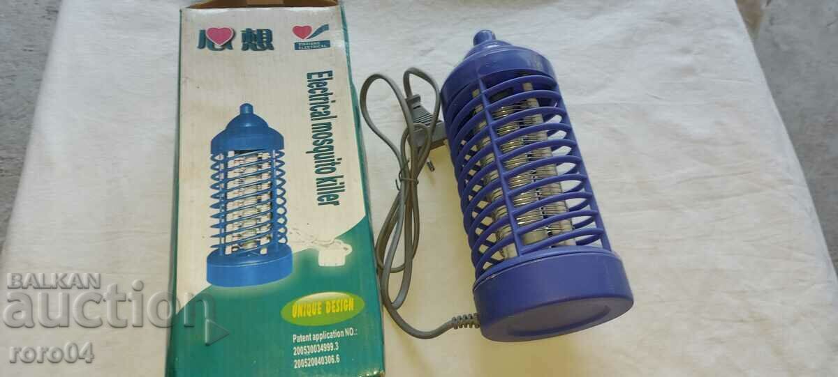 LAMP AGAINST ROOMS - INSECTS - NEW with price 14.99 BGN | € 7.66 LAMP AGAINST ROOMS - INSECTS - NEW with price 14.99 BGN | € 7.66