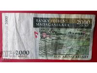 Banknote-Madagascar-2000 Ariary 2003