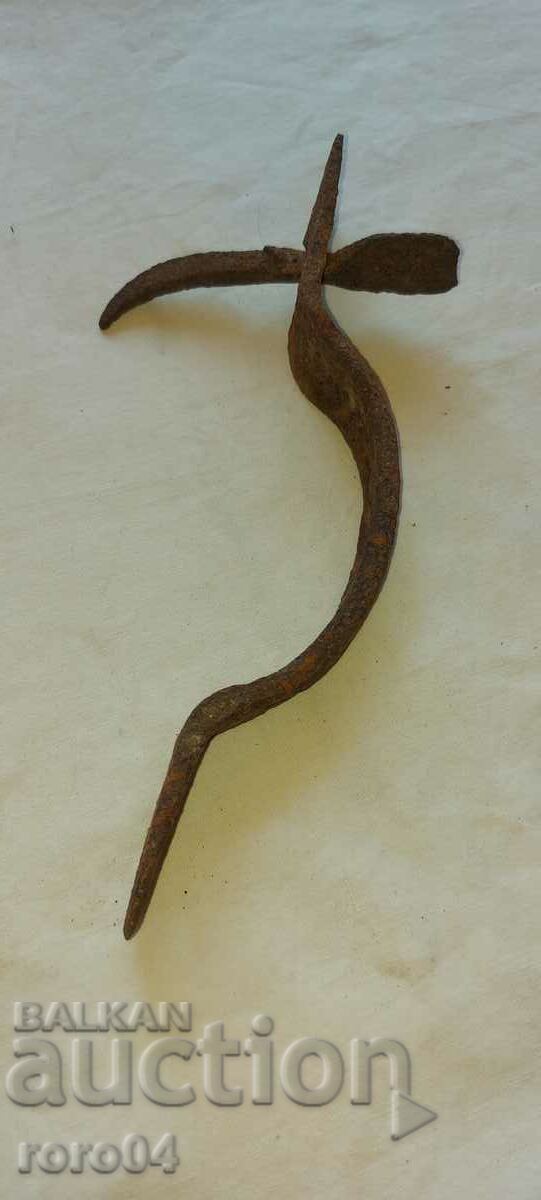 LATCH HANDLE - RENAISSANCE GATES with price 31.50 BGN | € 16.11 LATCH HANDLE - RENAISSANCE GATES with price 31.50 BGN | € 16.11