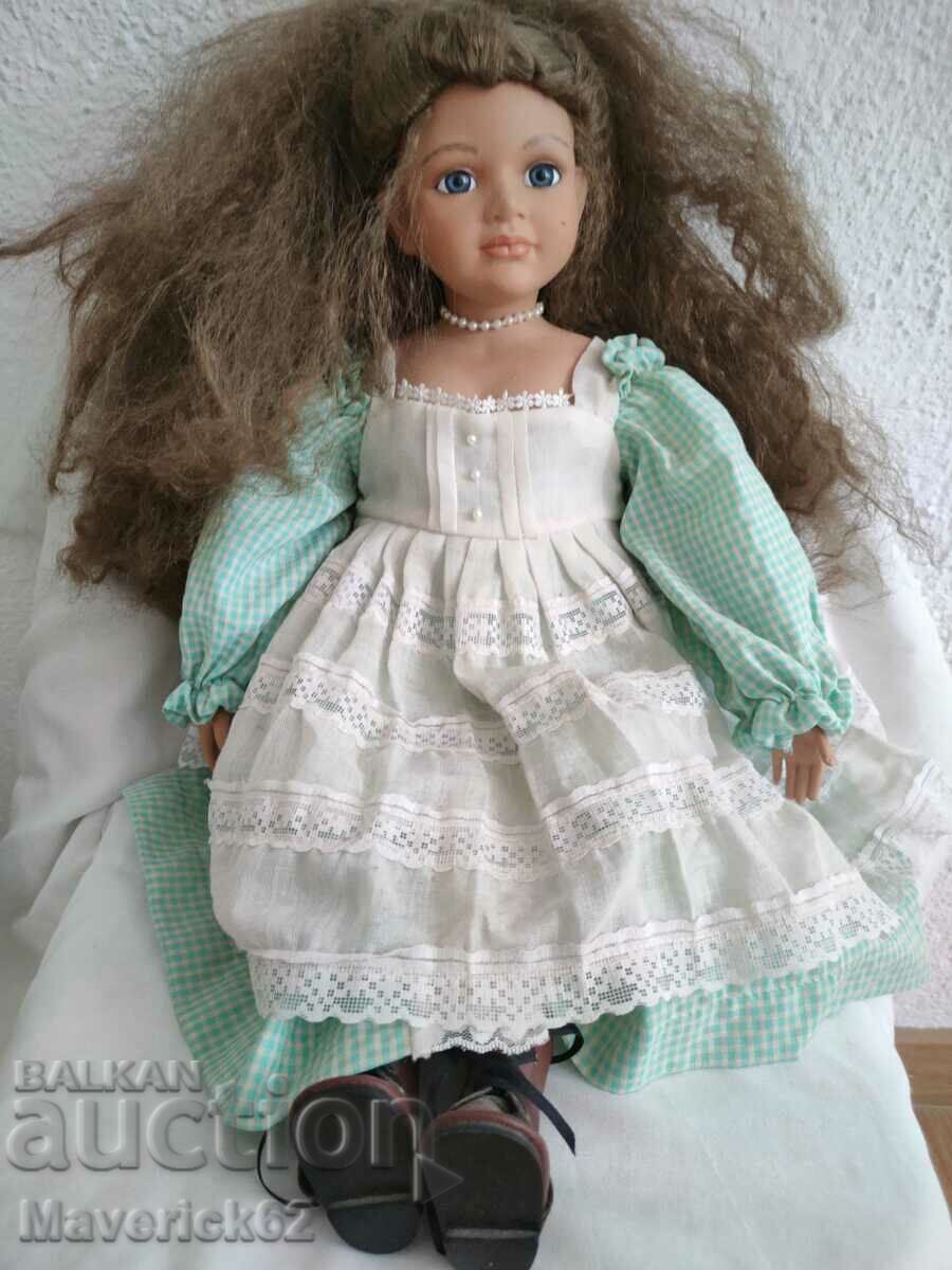 Голяма порцеланова кукла #2
