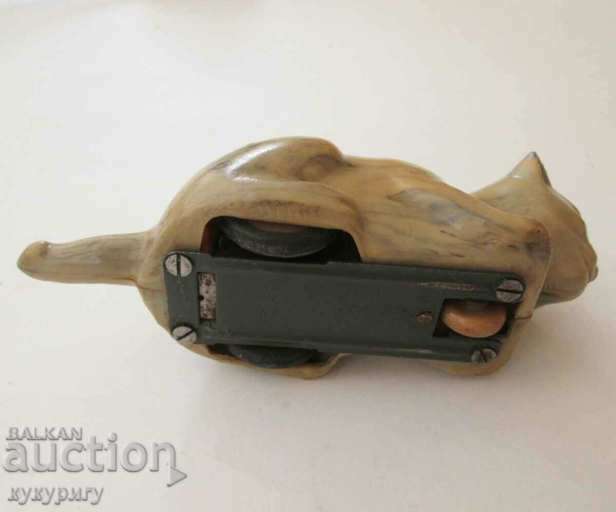 Stara Sots children's mechanical toy Cat on wheels with price 50.00 BGN | € 25.56 Stara Sots children's mechanical toy Cat on wheels with price 50.00 BGN | € 25.56