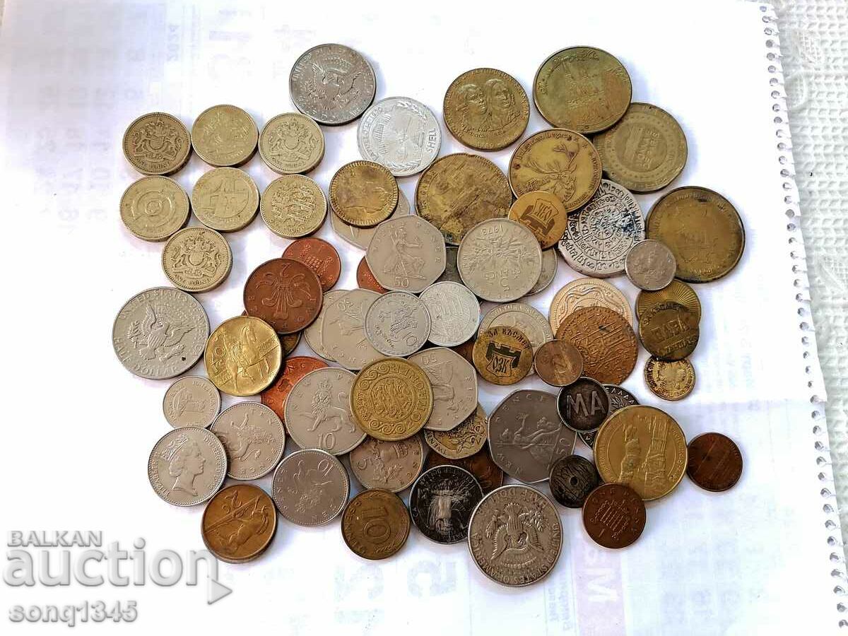 Lot mare de monede și altele de la 0,01 St.