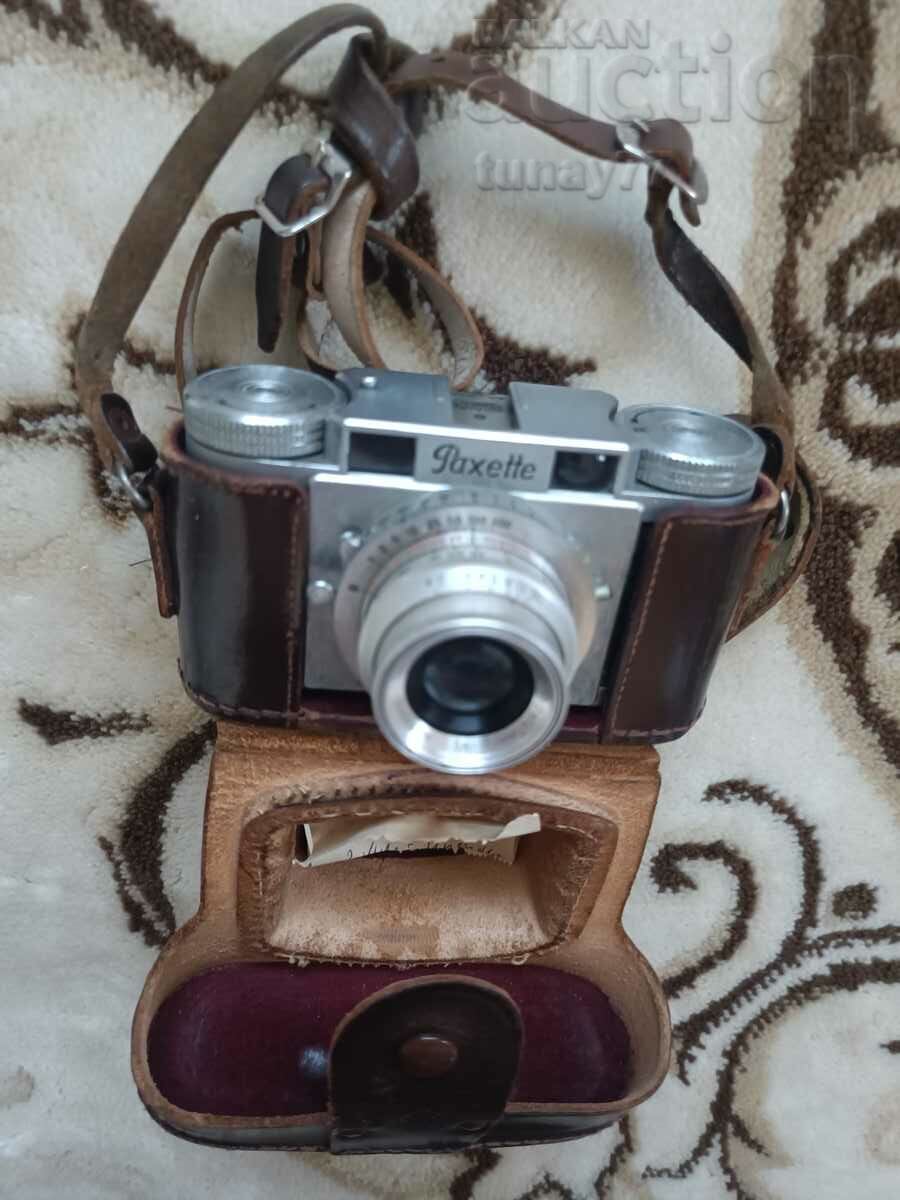 Camera Rare Braun Paxette