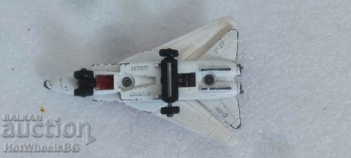 MATCHBOX LESNEY. No. 27C Swing Wing Jet 1981 - 7