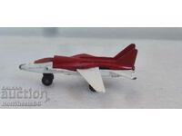 SPIRBOX LESNEY. No. 27C Swing Wing Jet 1981