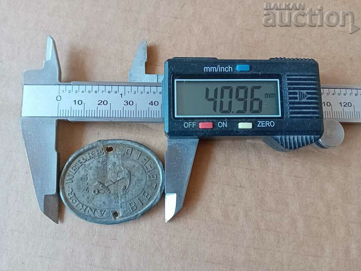 vintage sewing machine anchor plate - 6 vintage sewing machine anchor plate - 6