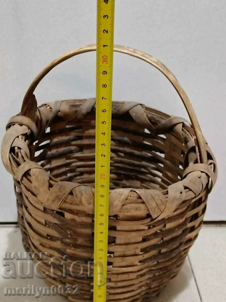 An old small basket made of wicker kosh paneer - 6 An old small basket made of wicker kosh paneer - 6
