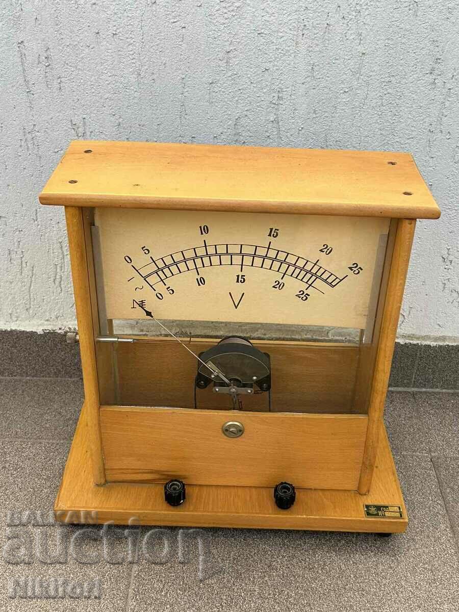 Sots Old Educational Voltmeter Uchtehprom 1961