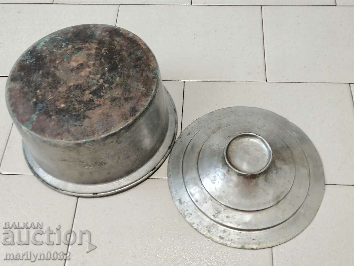 Old tin pot, copper pot with lid - 6 Old tin pot, copper pot with lid - 6