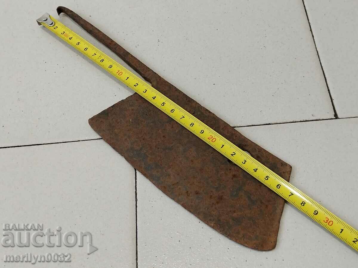 Delivery of Hand-forged saber, blade, knife, axe Delivery of Hand-forged saber, blade, knife, axe